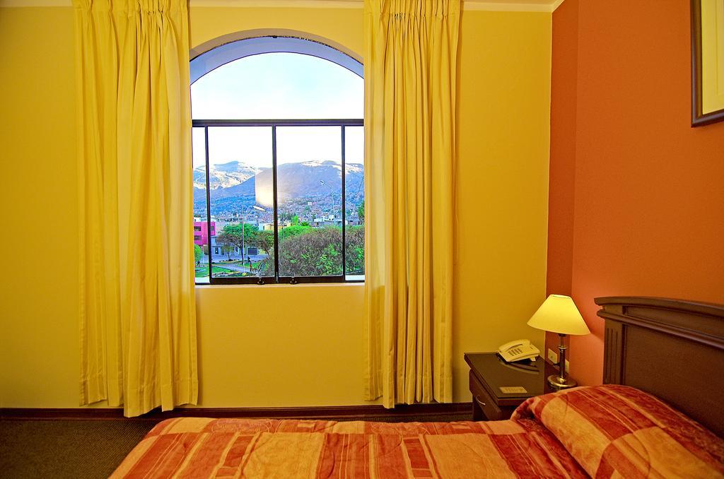 Hotel Sierra Dorada Ayacucho Oda fotoğraf